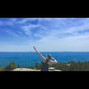 Meet your Posher, Amanda